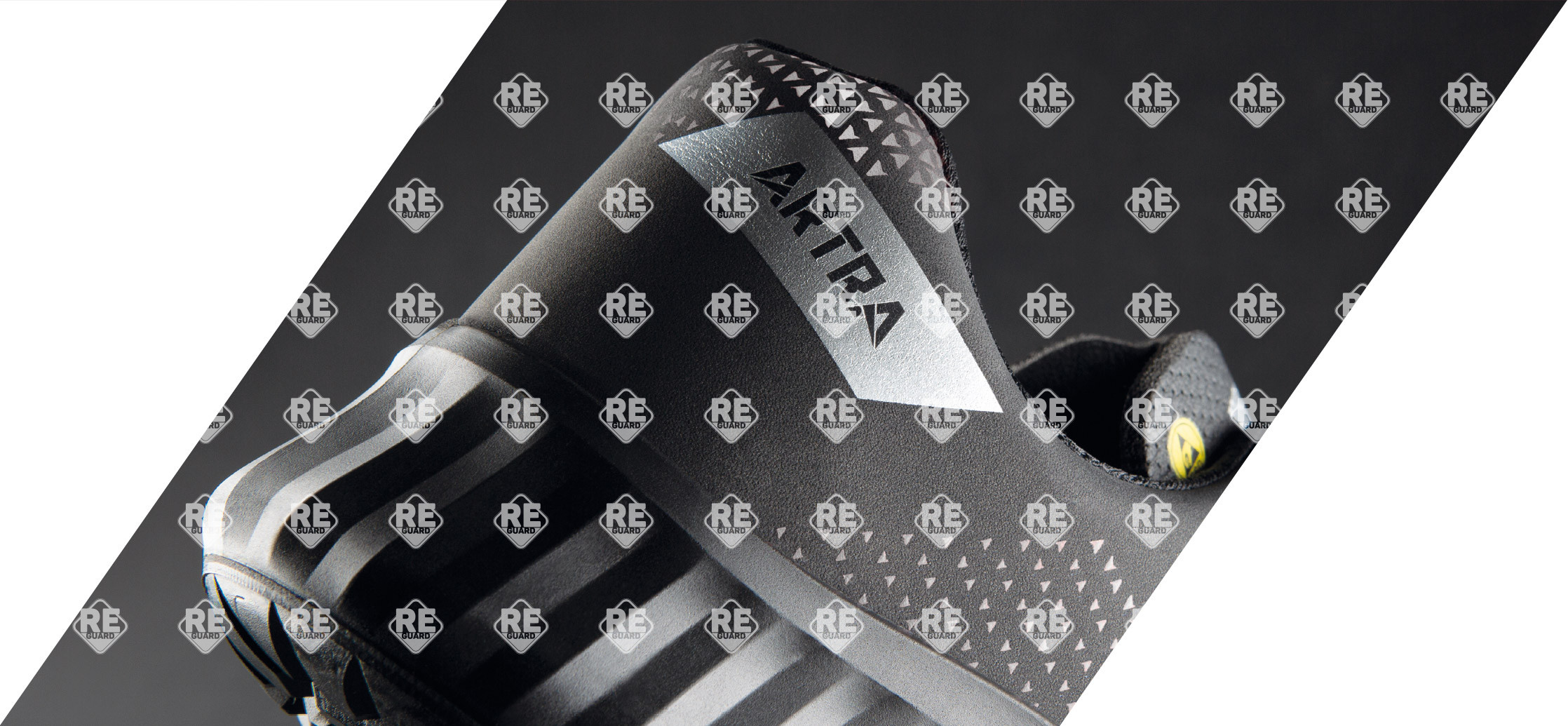 ARTRA ARCASIO 732 616560 O1 FO ESD SRC fekete félcipő 35