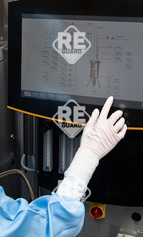 SHIELDskin XTREME White Nitrile 400 DI+  TT kesztyű pm 100db/csmg XS